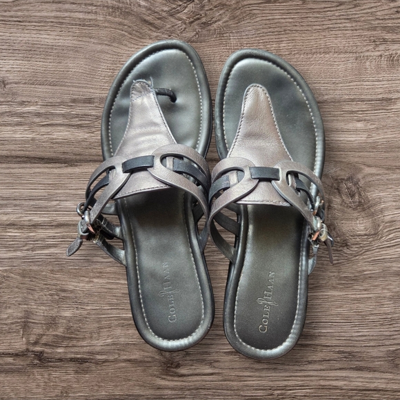 Cole Haan/ Nike Air Women's Silver and Black Sandals Size 7 - Picture 1 of 7
